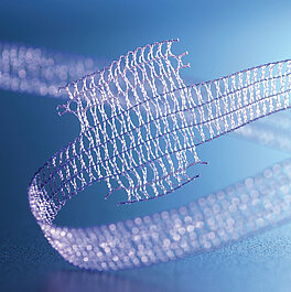 Serag-Wiessner surgical textile implant